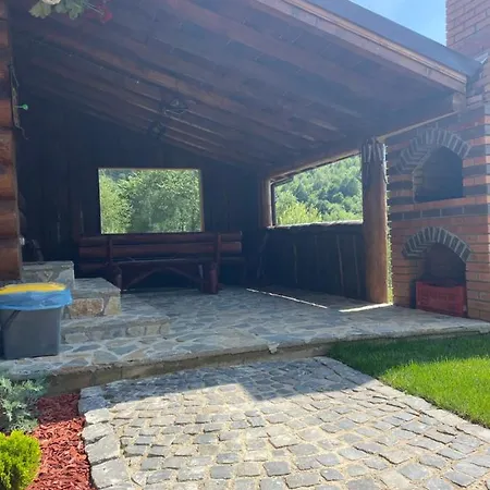 Bellevue Lodge